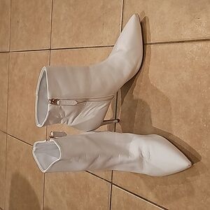 Shutz boots 👢 😍